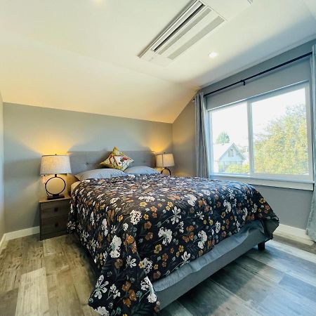 Green Lake 1St Line Home B With Central Air Conditioners Seattle Exterior foto
